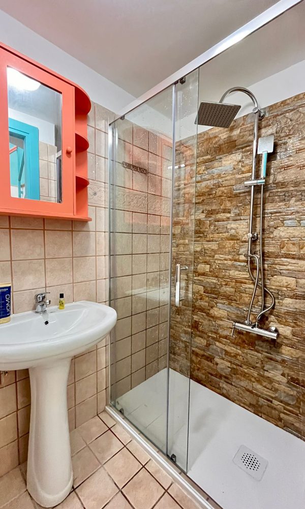 bagno-primo-piano-vieste-rooftop